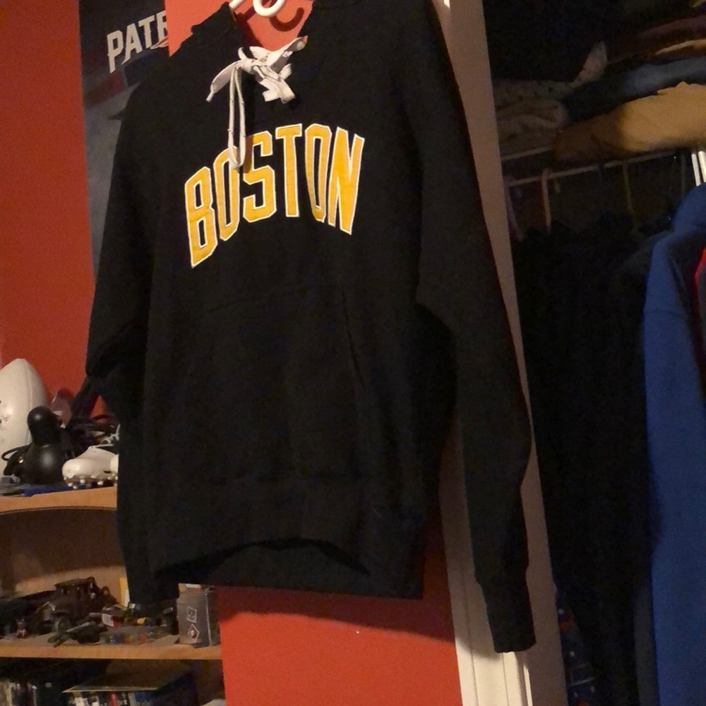 Bruins hoodie